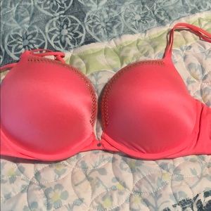Victoria’s Secret Very Sexy Push-Up Bra